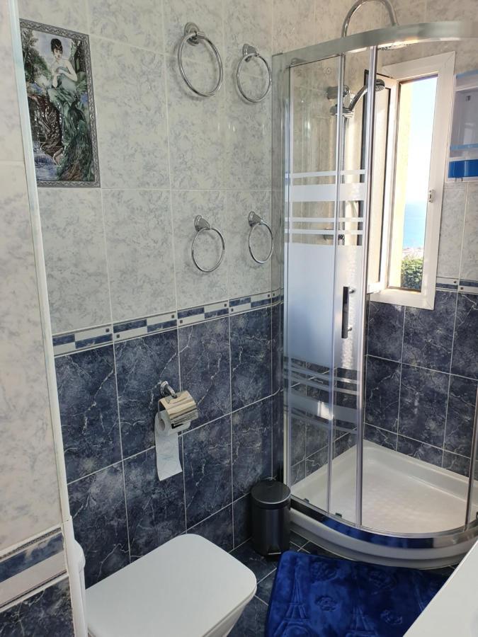 Iris Del Mar Apartment Беналмадена Екстериор снимка